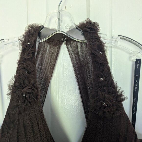 Formal gown - Picture 8 of 10